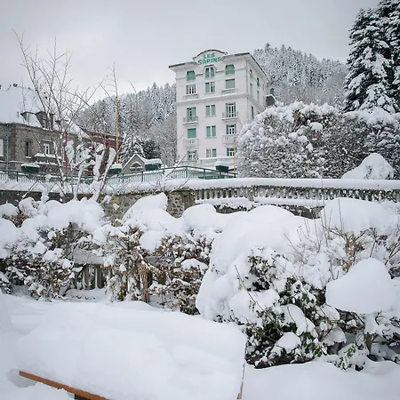 Apartment Appart' D'artiste Avec Sauna. Le Mont-Dore